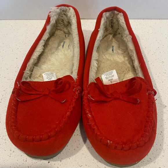 OLD Navy Minnetonka Winter Moccasins Women's Red Size 8 - Picture 2 of 7